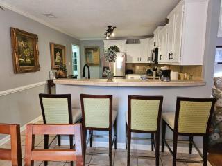 Spacious, State Line, Private Pool with king Beds - Olive Branch - 4