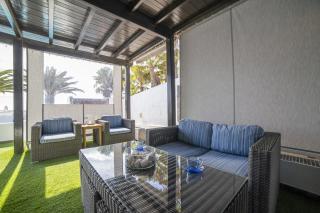 Exquisite Lanzarote Villa Villa Nova Vista 4 Bedrooms Spectacular Sea Views & Private Pool Playa Blanca - 2