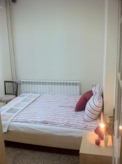 Gogol 2BR Apartment - 5