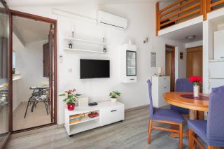 Dario - Sea View Apartment - 2