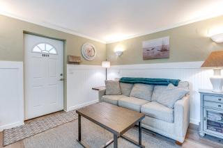 Charming Updated Retreat Walk to Lake Stevens! - Lake Stevens - 8