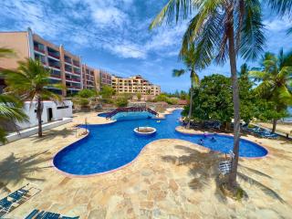 Lovely 2-Bedroom Beachfront Holiday Home - Mombasa - 8