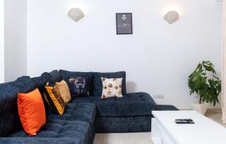 Lovely 2-Bedroom Beachfront Holiday Home - Mombasa - 4