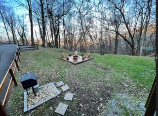 Stairway to Heaven - 3 Master Suite, Location, Privacy, Firepit - 3