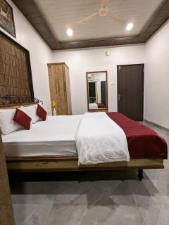 Hotel and Villa Samarth Palace - Panchgani - 8