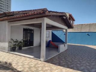 50 metros da Praia Piscina Churras 3 vagas Portão automático - Mongaguá - 2