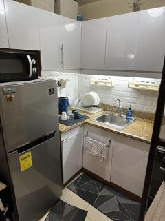 City Haven: Modern Condo Retreat - Manila - 4