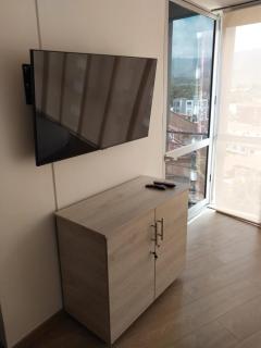 Entire Apartment Loft coffee- parking- WIFI 5G - Armenia - 4