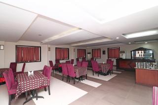 SPOT ON Hotel Center Point - Rāmpura - 3