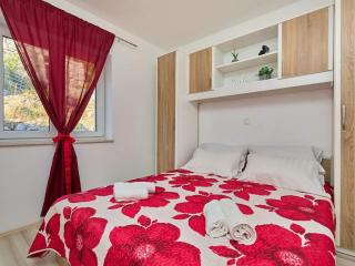 Apartments with parking spaces Maranovici, Mljet - 22339 - Maranovići - 2