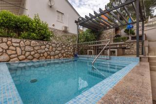 Seaside apartments with a swimming pool Losinj, Losinj - 22580 - 5