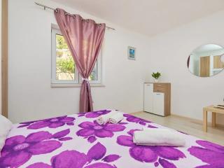 Apartments with parking spaces Maranovici, Mljet - 22339 - 5