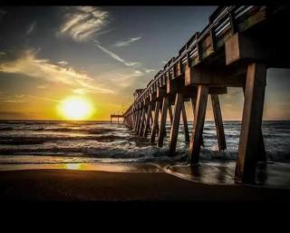 Beach and sunset Lovers - Venice - 0