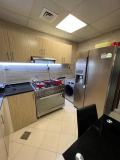 Ft 22 R1 Luxury Room attach bath Seaview Beach access Ajman غرفة فاخرة مع إطلالة على البحر وإمكانية الوصول إلى الشاطئ - 4