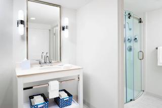 Four Points by Sheraton Ventura Harbor Resort - Ventura - 5