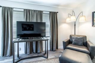Gulfside Getaway Awaits - 3