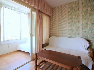 HOLIDAY CENTER 2303 Apartamento en primera línea de mar y con piscina en Santa Margarita (Roses). - ES-228-178 - Roses - 2