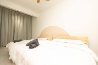 Top floor Seaview pent house 3BR 10pax - Perai - 1