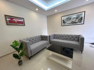 Desa Tebrau 1 Near IKEA Toppen PeiKin Long Sing HeLiXuan Restaurant - Johor Bahru - 5