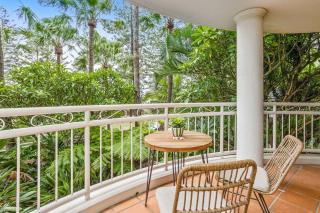 Sun-kissed Serenity: Mediterranean in Burleigh - Gold Coast - 4