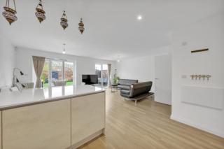 3 bedroom house in Bricket wood, St Alban - Garston - 4