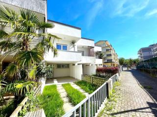Belvilla by Oyo Villa Vivaldi 85 - Porto Santa Margherita di Caorle - 0