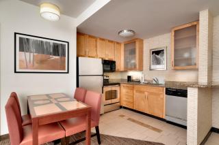 Residence Inn Jackson - Jackson - 4