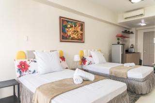Taal View or LG Unit 1BR Wifi Near Sky Ranch - 2