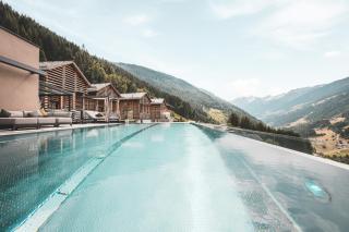 Boutique Hotel und Chalets Bergwiesenglück - See - 3