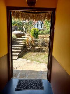 Iartong Guest House - Mawlynnong - 2