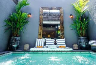 Designer 2 bedroom villa in Canggu Bali - Tumbak Bayuh - 3