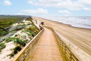 Beach Boardwalk Private Pool Golf Cart Friendly - Port Aransas - 7