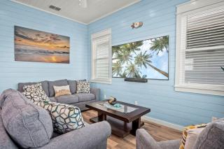 Beach Boardwalk Private Pool Golf Cart Friendly - Port Aransas - 1