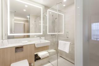 Courtyard by Marriott Vilnius City Center - 4