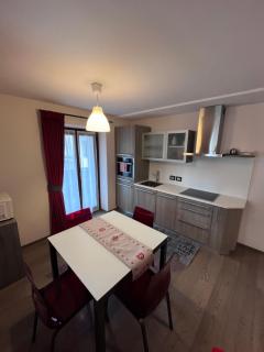 Dolomites Holiday Home - Canazei - 0