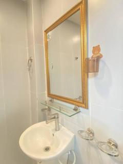 Căn hộ tiện lợi trung tâm quận 3 - 4