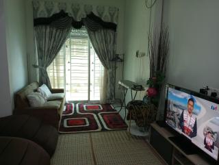 Villa Fairuz Hana Islamic Stay - 0