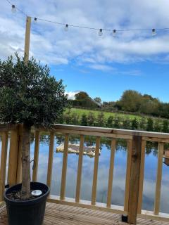Rusty Duck Retreat Shepherds Hut - Shedfield - 6