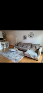 2 Bedroom Apartment Battersea Reach - Londra - 6