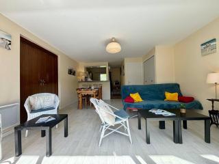 Appartement T2 + Cabine à Carnac, Proche Plages, Balcon, Parking, 4 Pers. - FR-1-377-51 - 1