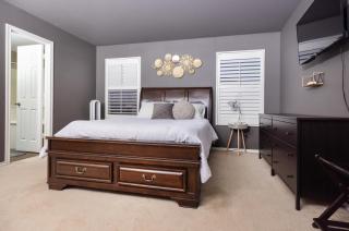 Home in San Antonio - Hampton Dale Retreat - San Antonio - 2