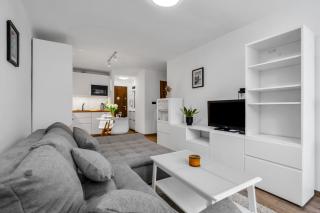 Warsaw Downtown - Workspace, Park & Metro Nearby - Rentujemy - Warschau - 4