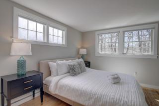 Short walk to Bayside Beach - 1