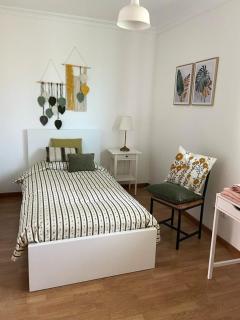 Maura's Holiday House - Silveira - 6