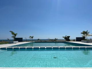 The Peninsula Resort - 5