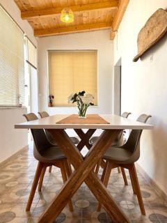 Casetta Bianca con Giardino - 5