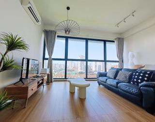 Urban Suites Georgetown Penang Affordable Family Cozy Experience with Sea & city Views - Jelutong - 0