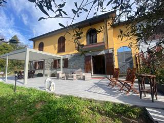 Ca' Degli Ulivi Relax con idromassaggio Lunigiana vicino 5 terre - 0