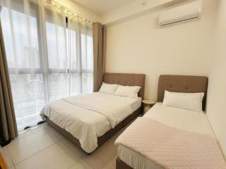 Urban Suites Georgetown Penang Affordable Family Cozy Experience with Sea & city Views - Jelutong - 7