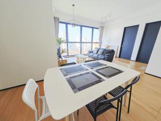 Urban Suites Georgetown Penang Affordable Family Cozy Experience with Sea & city Views - Jelutong - 8